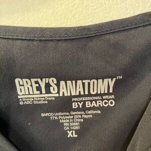 Grey's Anatomy by Barco Gray Medical Scrub Top - XL